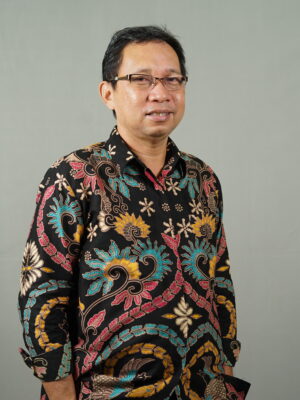 Hasanuddin Pali, S.Pd, M.A